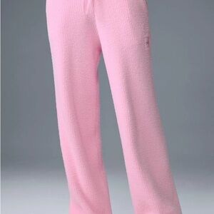 ALO Yoga Soft Pink Lounge Pants